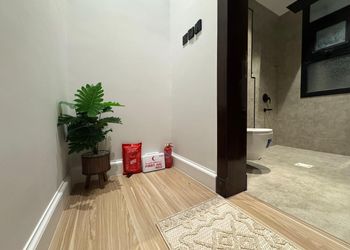 استديو بسرير ماستر 