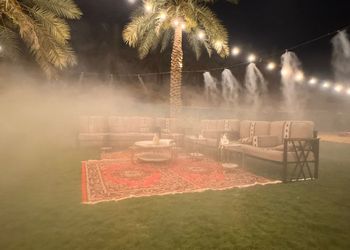 مزرعة بمناظر خلابة وجلسات خارجية 