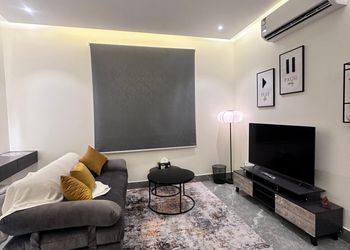 استديو بتصميم أنيق وسرير ماستر