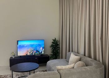 استديو هادئ بسرير ماستر 