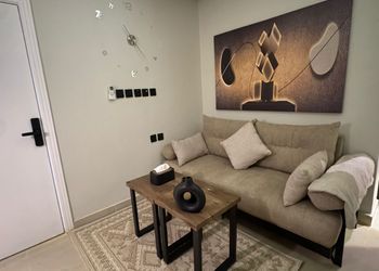 استديو بسرير ماستر