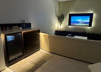 استديو هادئ بسرير ماستر 