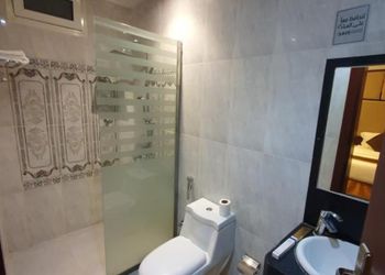 استديو بسرير ماستر 
