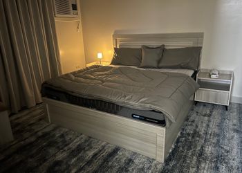 استديو بسرير ماستر 