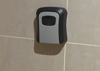 استديو هادئ بسرير ماستر 