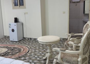 استديو هادئ بسرير ماستر 