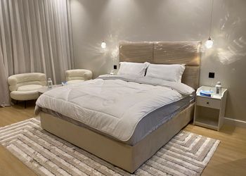 استديو بتصميم انيق وسرير ماستر