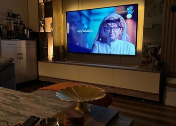 شقة بغرفة نوم وصالة دخول ذاتي 