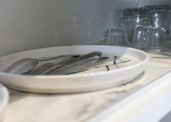 استديو بسرير ماستر وجلسة جانبية