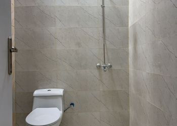 استديو هادئ بسرير ماستر
