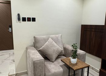 استديو بسرير ماستر وجلسة جانبية