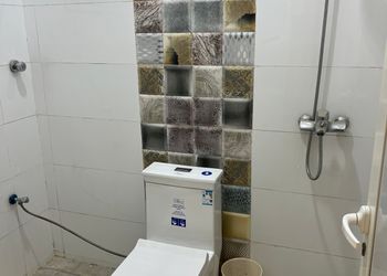 استراحة بمسطح اخضر وجلسة خارجية