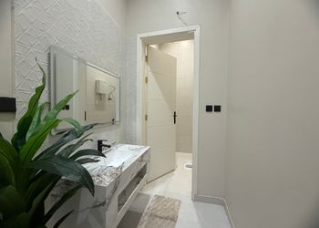 استديو بسرير ماستر