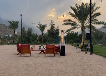 مزرعة ببيت شعر وجلسات خارجية