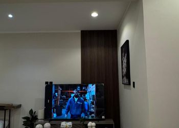 استديو بسرير ماستر وجلسة جانبية 