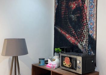 استديو بسرير ماستر