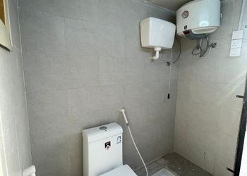 مخيم بمسطح اخضر
