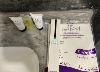استديو هادئ بدخول ذاتي 