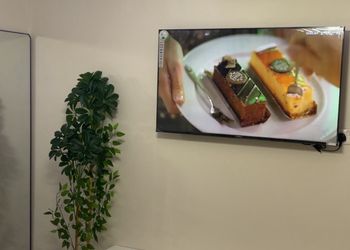 استديو بسرير ماستر وأثاث مريح 