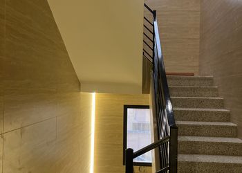 استديو بسرير ماستر ودخول ذاتي
