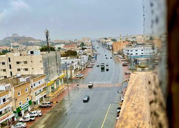 شقة بصالة جلوس وغرفة نوم 