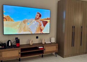 استديو بسرير مريح وجلسة خارجية 