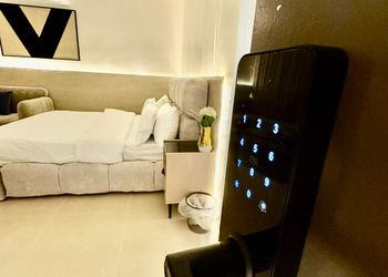 استديو بسرير ماستر ودخول ذاتي