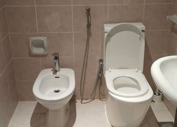 شاليه باطلاله على البحر
