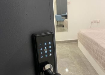 استديو بسرير ماستر ودخول ذاتي 