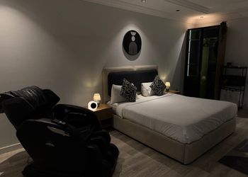 استديو بكرسي مساج ودخول ذاتي