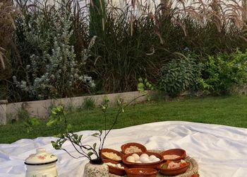 بيت في أجواء ريفية و جلسة خارجية 