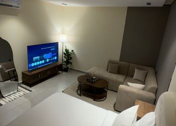 استديو بسرير ماستر
