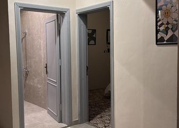 شقة بغرفتين نوم وصالة جلوس