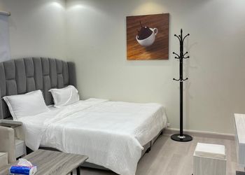 استديو بسرير ماستر ودخول ذاتي