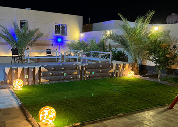 شاليه بألعاب أطفال و مسبح