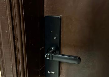 استديو هادئ بسرير ماستر 