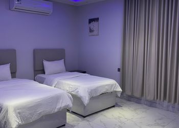 استراحة بجلسة خارجية 