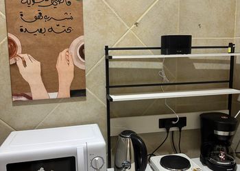 شقة بغرفة جلوس وغرفة نوم 