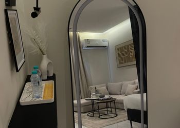 استديو بدخول ذاتي وتصميم هادئ 
