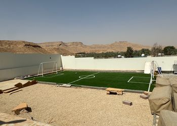 منتجع بمسبح