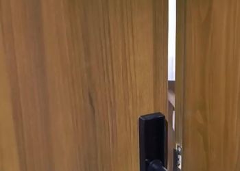 شقة انيقة بغرفتين نوم وصالة