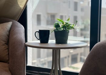 استديو بسرير ماستر وجلسة جانبية