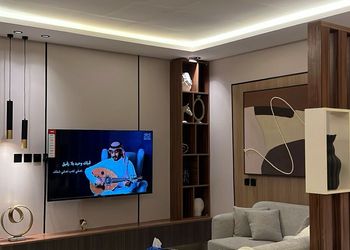 استديو انيق بجلسه جانبيه ودخول ذاتي 