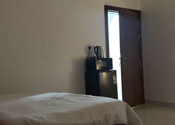 استديو هادئ بدخول ذاتي 