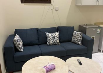 استديو بسرير ماستر وجلسة جانبية