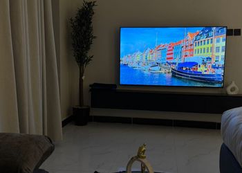 استديو بسرير ماستر وجلسة جانبية 