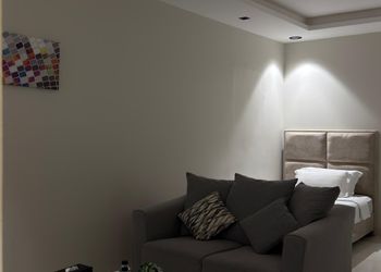 استديو هادئ بسريرين فردية