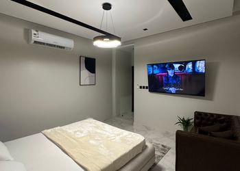 استديو هادئ بشاشة افلام 4K