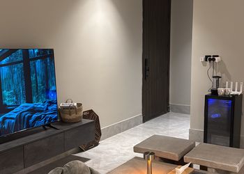 استديو هادئ بسرير ماستر 