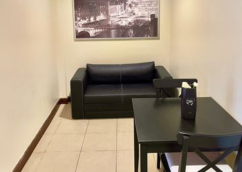 استديو هادئ بسرير ماستر